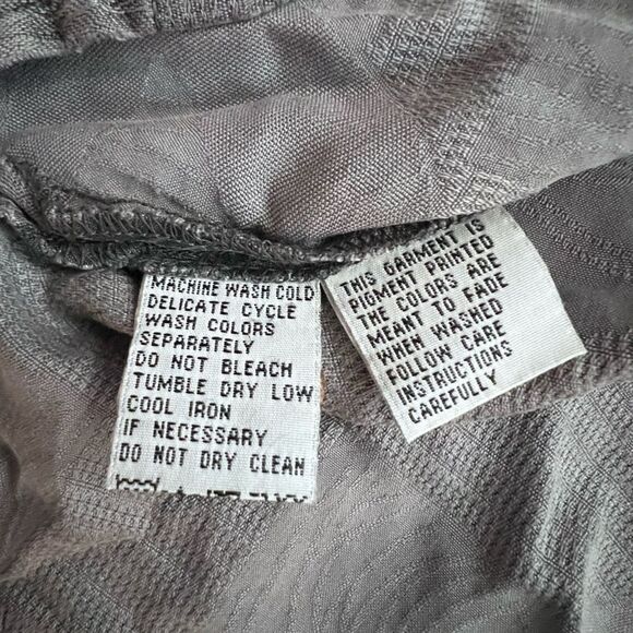 Tommy Bahama Men’s Silk Camp Shirt Gray Palm Tree Print Size M - Picture 7 of 9